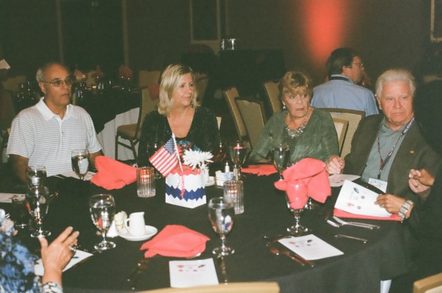 dinnerconversation.jpg